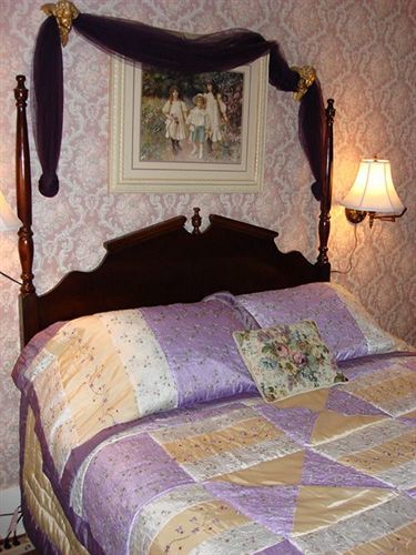 Rocking Horse Inn Ravenna Εξωτερικό φωτογραφία
