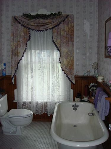 Rocking Horse Inn Ravenna Εξωτερικό φωτογραφία